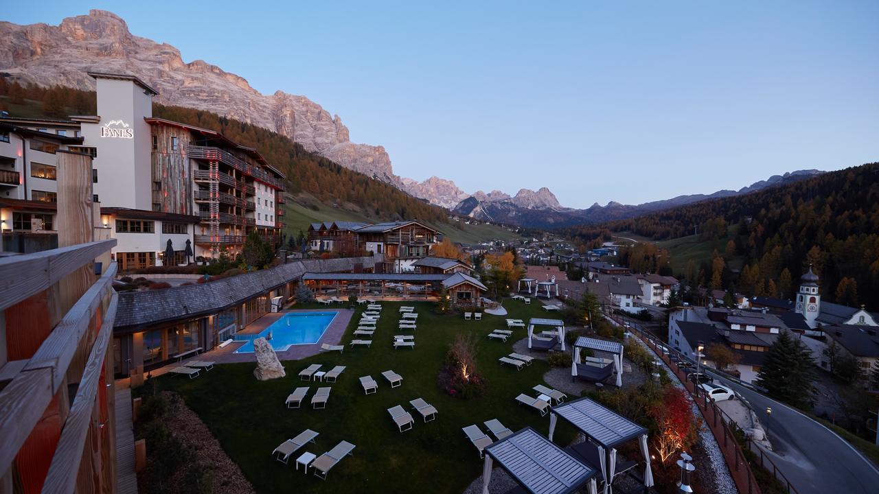 Hotel Fanes San Cassiano  Exterior photo