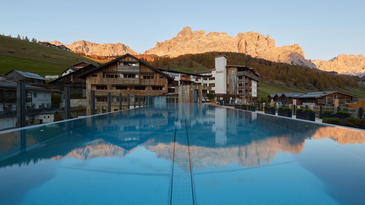 Hotel Fanes San Cassiano  Exterior photo